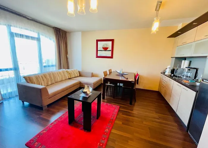 Luxury Whit Sea View At Sunny Apartment *